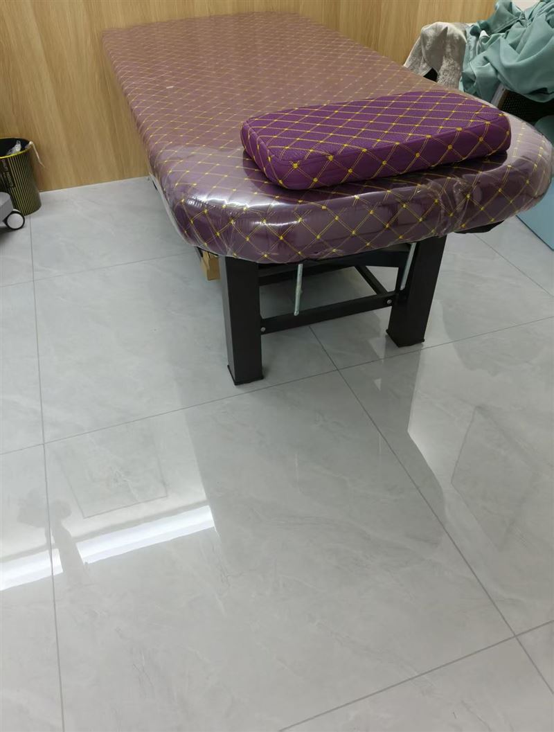 出售美容床全新特別壯。130一張，一共2張，電話13089531699